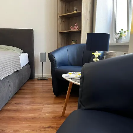 Moderne, Helle Ostviertel-flat4, Esskueche All-in5g *