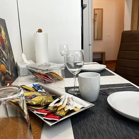 Moderne, Helle Ostviertel-flat4, Esskueche All-in5g Appartement