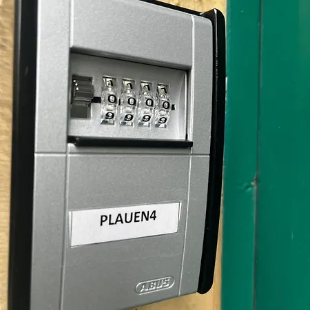 Moderne, Helle Ostviertel-flat4, Esskueche All-in5g * Gera